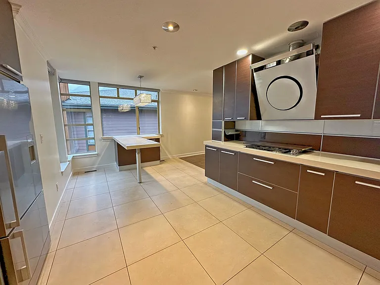 8561 Seascape Ln — Photo 8