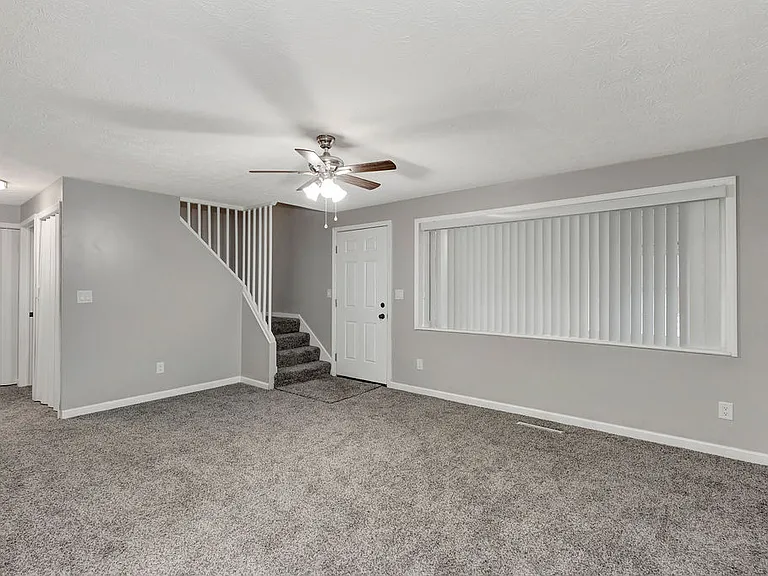 4918 Neptune Ln — Photo 12