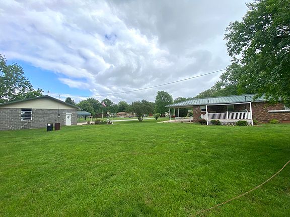 4th image of 156 Heather Ln