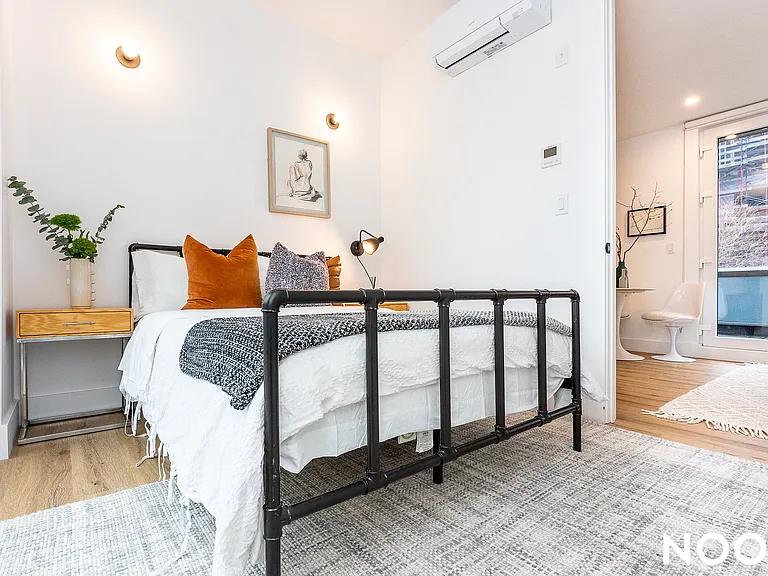 2484 Bedford Ave #2D — Photo 28