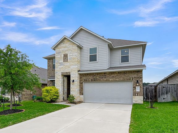 2nd image of 1069 Clearwood Dr