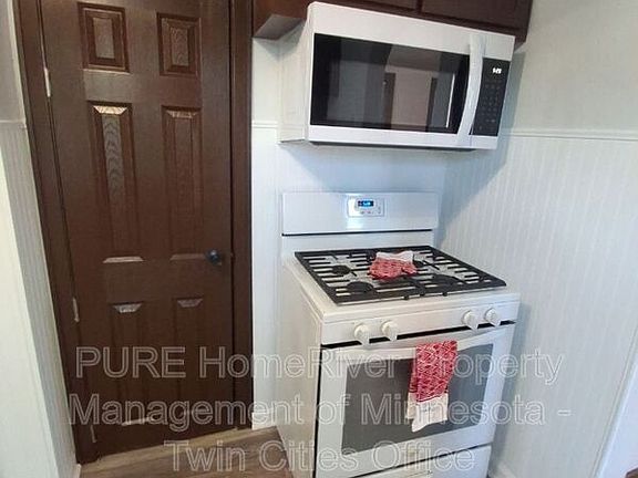 3rd image of 1215 Galtier St