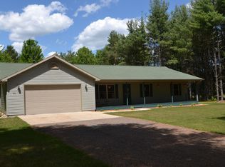 332 W Fike Rd, Sanford, MI 48657