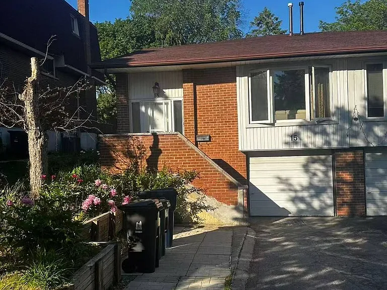 15 Harnworth Dr — Photo 1
