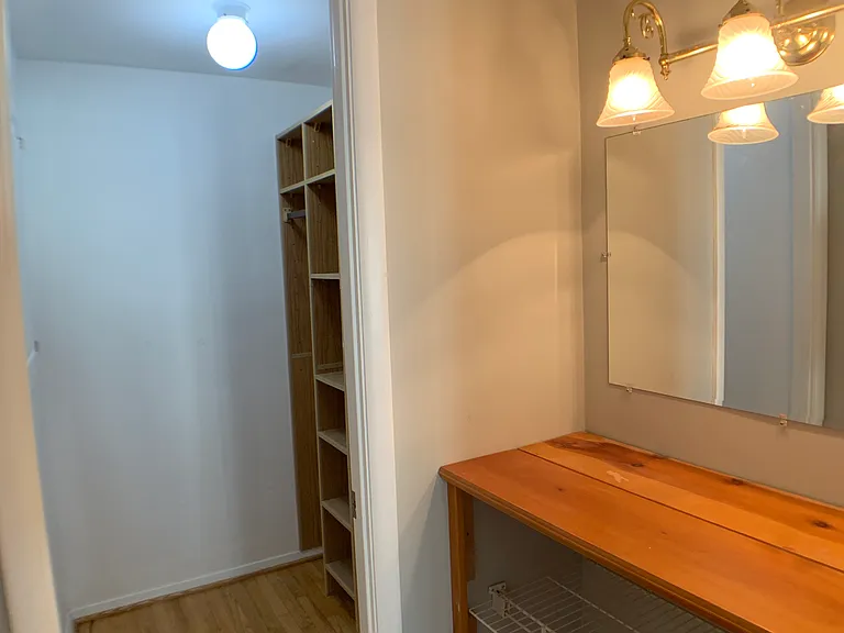 2113 Folkstone Rd — Photo 11