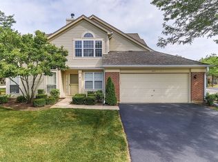 402 Cromwell Cir UNIT 1, Bartlett, IL 60103