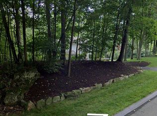 71 Eleven Levels Rd, Ridgefield, CT 06877