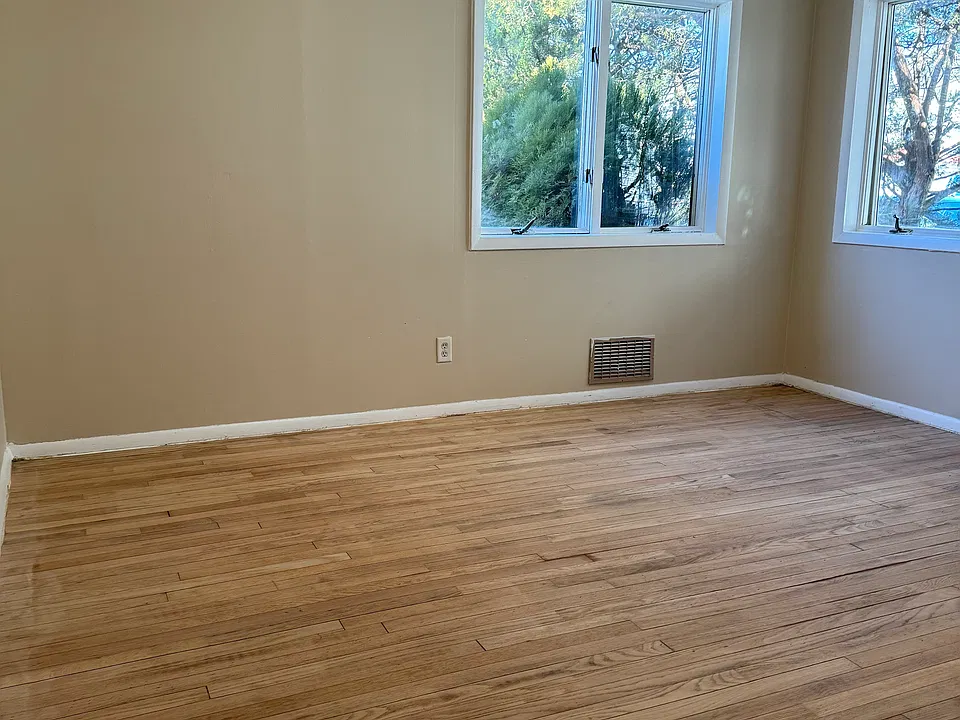 35 Myrtle Pl