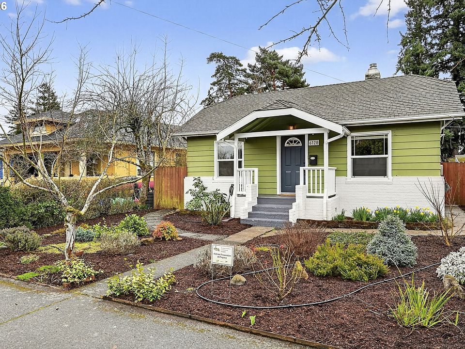 1st image of 6128 SE Reedway St