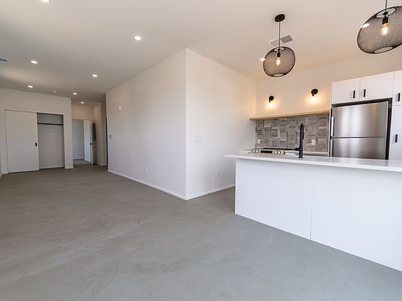 2nd image of 434 Santa Fe Dr #301