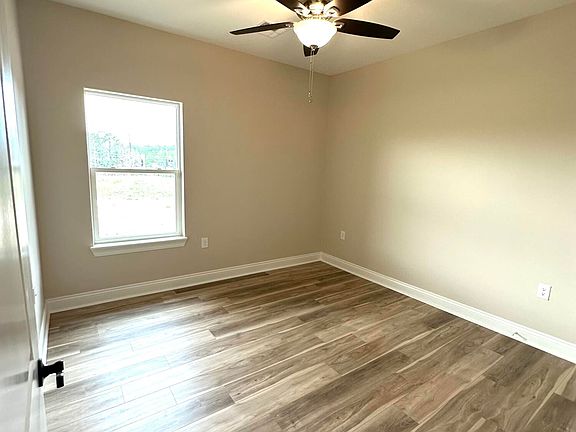 5th image of 106 Liberty Dr
