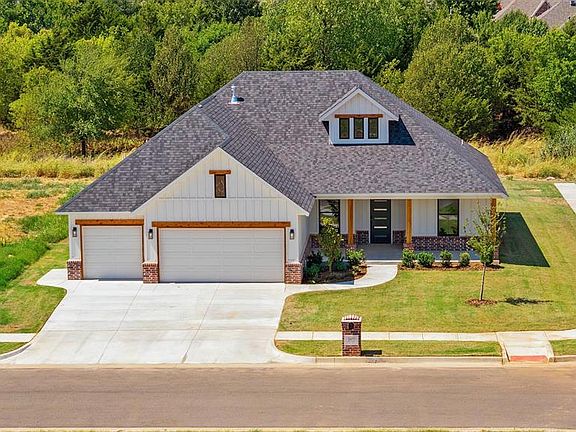 3rd image of 2921 Spring Meadows Rd