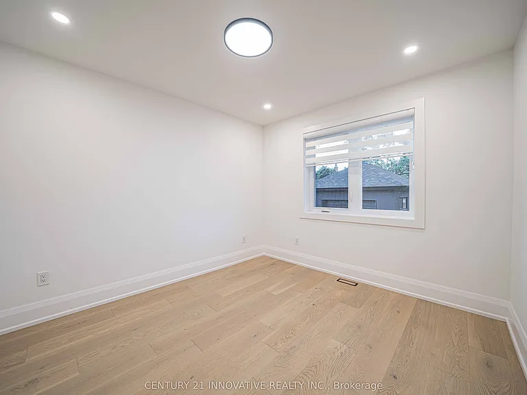 58 Carsbrooke Rd — Photo 17