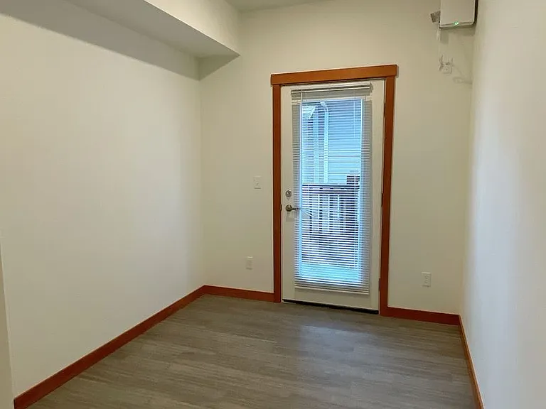1205 N Garden St — Photo 6