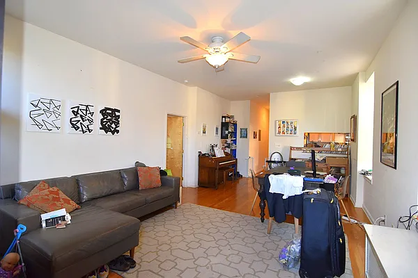 Rented by Manhattan Spaces | media 22