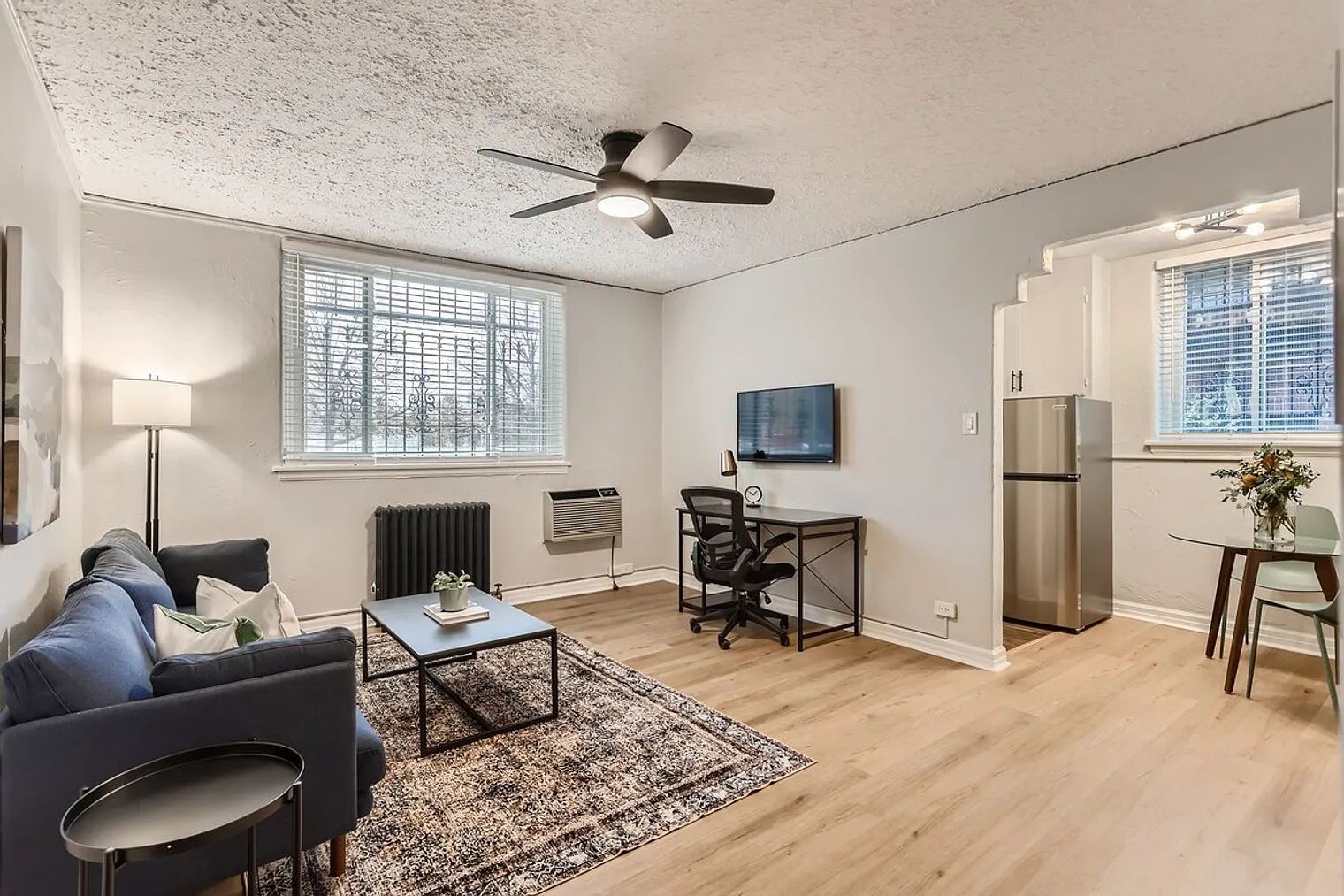 1 bed, 1.0 bath, 452 sqft, $2,225 — Photo 1