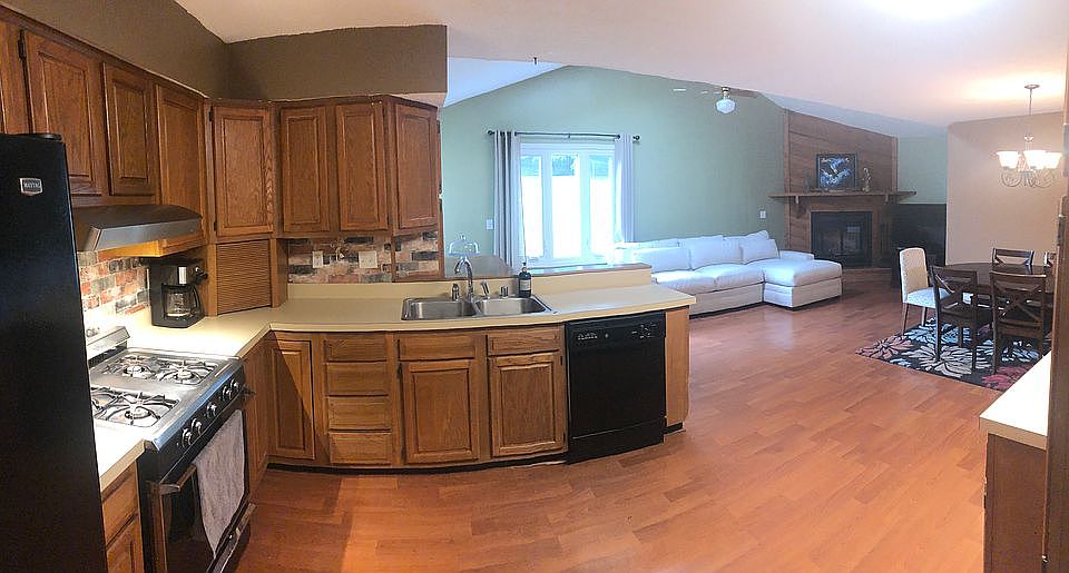 1st image of 2711 Windsor Forest Dr