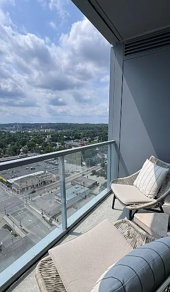 39 Mary St #1802 — Photo 14