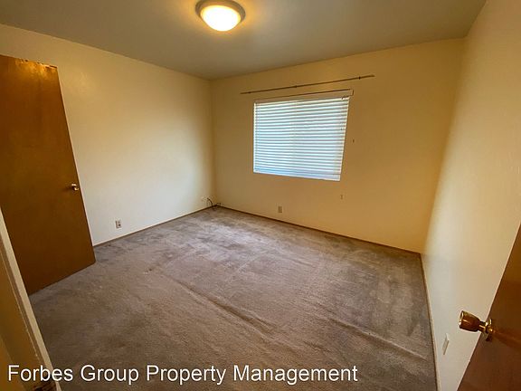 4th image of 235 Pamela Ave