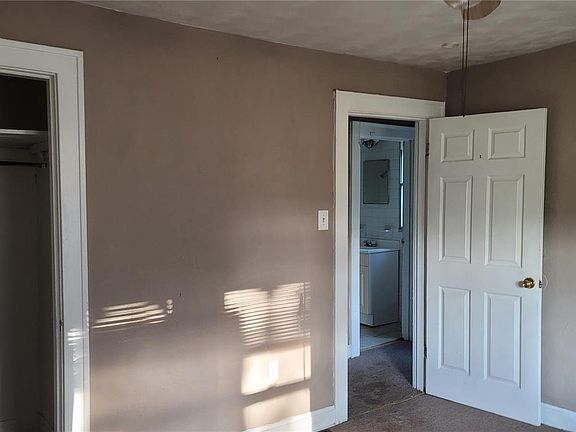 5th image of 9410 Liberty Ave