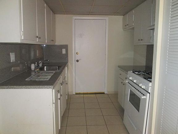 4th image of 18101 NW 68th Ave APT D201