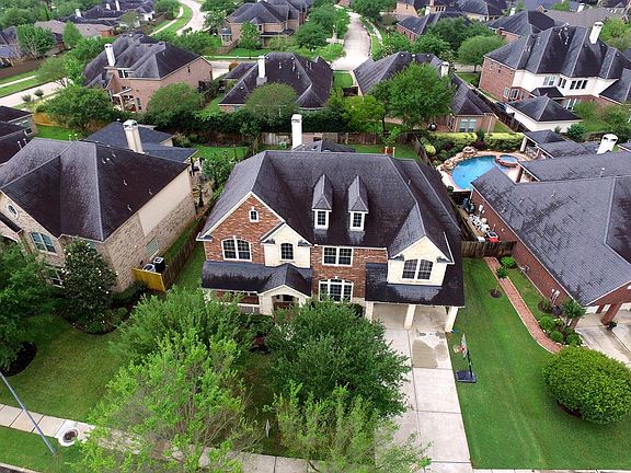 2nd image of 1511 Lake Charlotte Ln