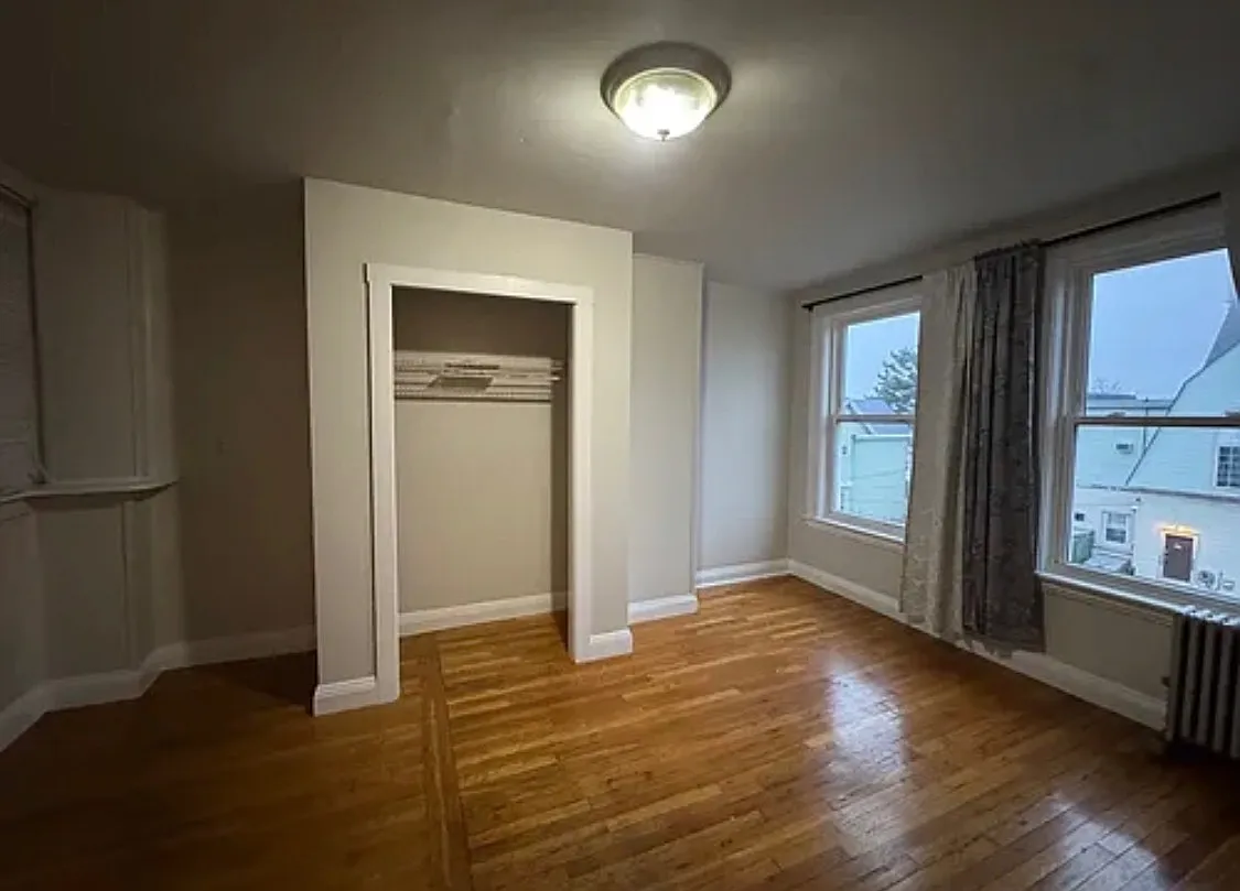 6 Jefferson St — Photo 2