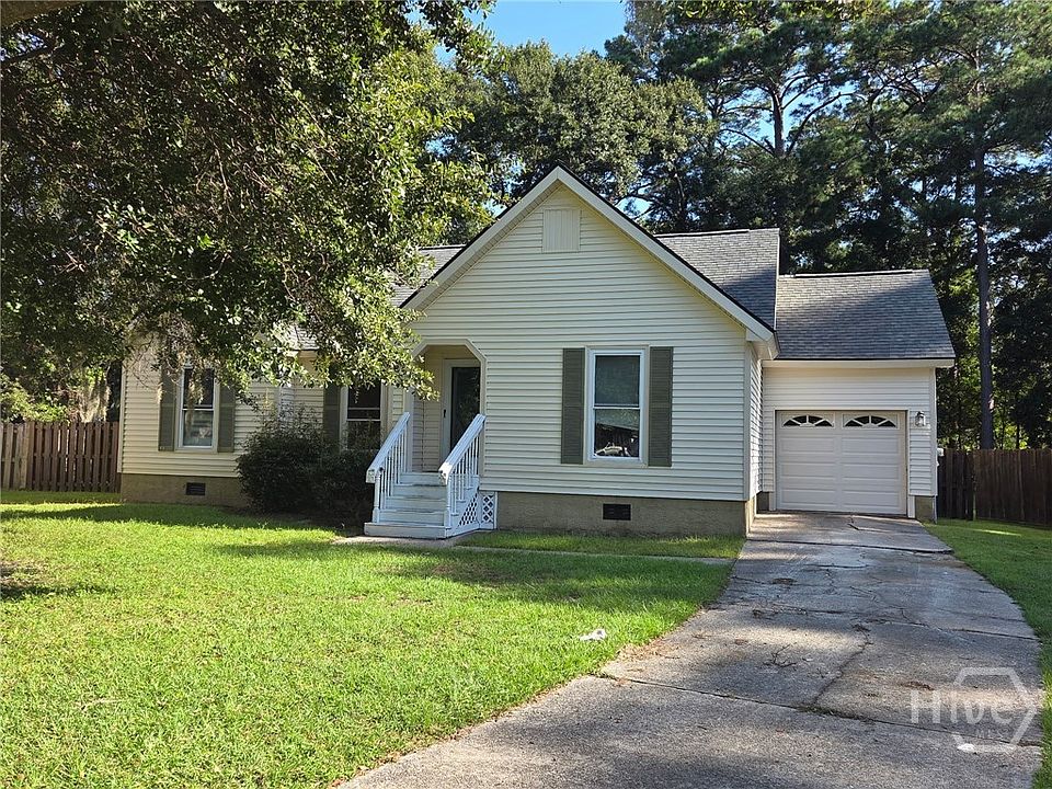 1st image of 10 Yardarm Place