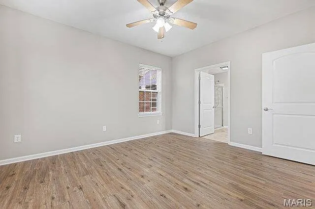 115 Saint James Ct — Photo 7