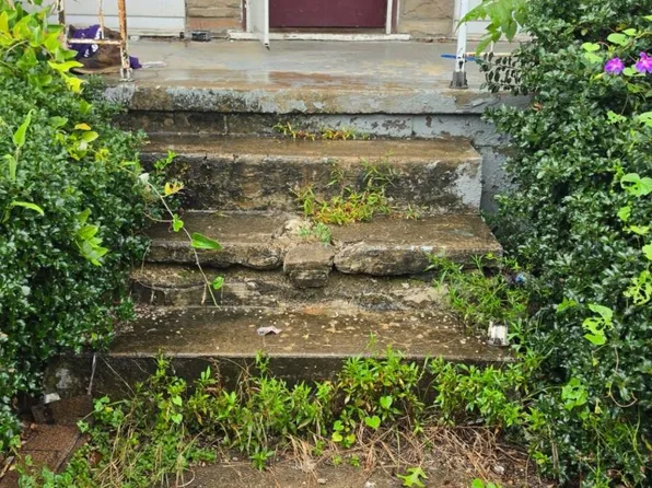 1627 W Oak St, Louisville, KY 40210