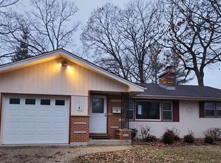 952 Charles Ave, Winthrop Harbor, IL