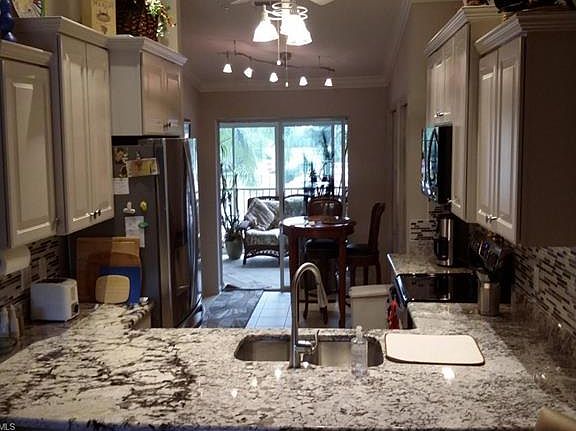 2nd image of 10538 Washingtonia Palm Way APT 4822