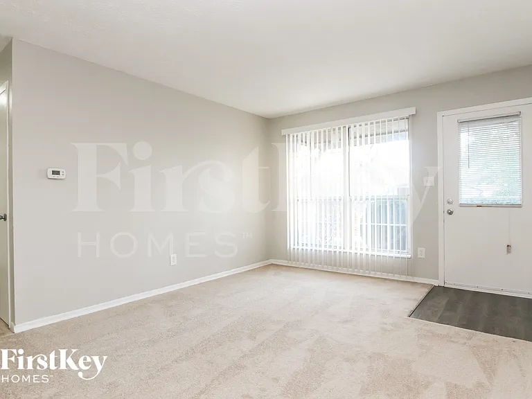 3243 Eastbrooke Ct — Photo 2