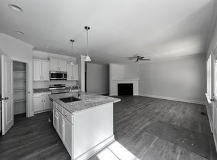 15 Yancey Rd, Zebulon, NC 27597