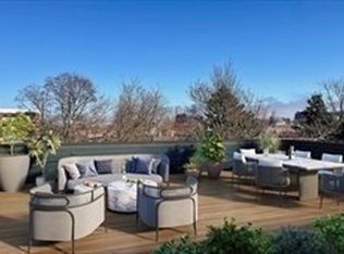 63-63 Green St #PENTHOUSE 3, Brookline, MA 02446