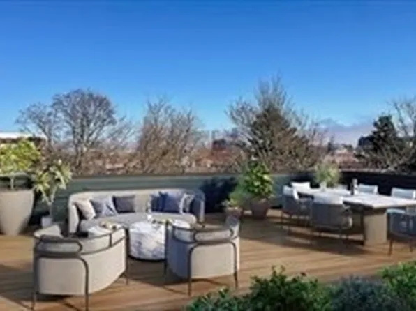 63-63 Green St #Penthouse 3, Brookline, MA 02446