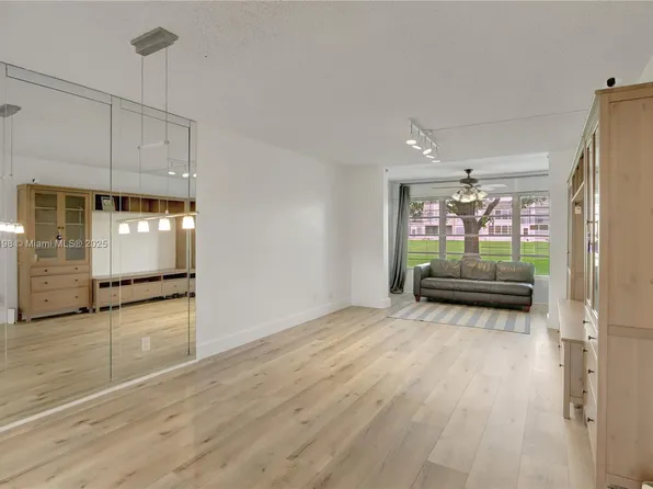 9041 Sunrise Lakes Blvd APT 106, Sunrise, FL 33322