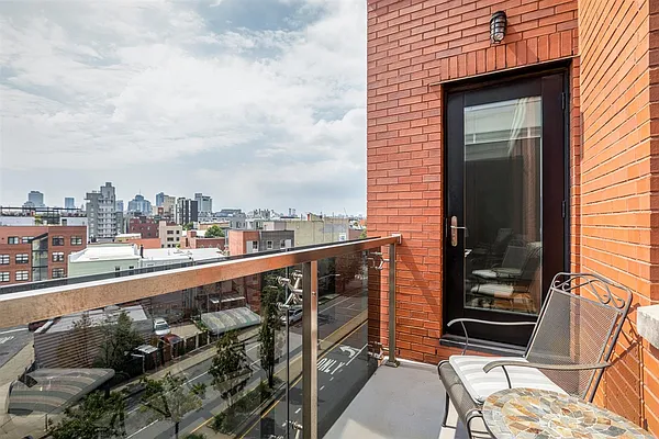 Sold by Exit Realty Premier | media 10