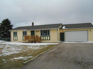 3336 Stirrup St, Newcastle, WY 82701