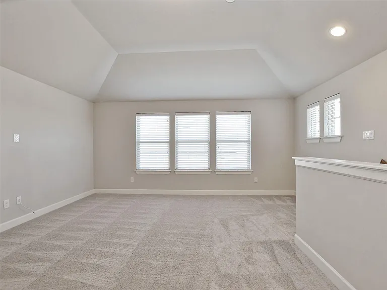 3009 Media Dr — Photo 16