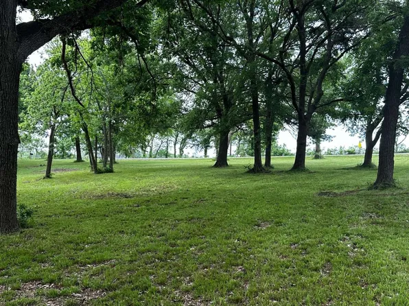 505 Paxton Rd, Gunter, TX 75058