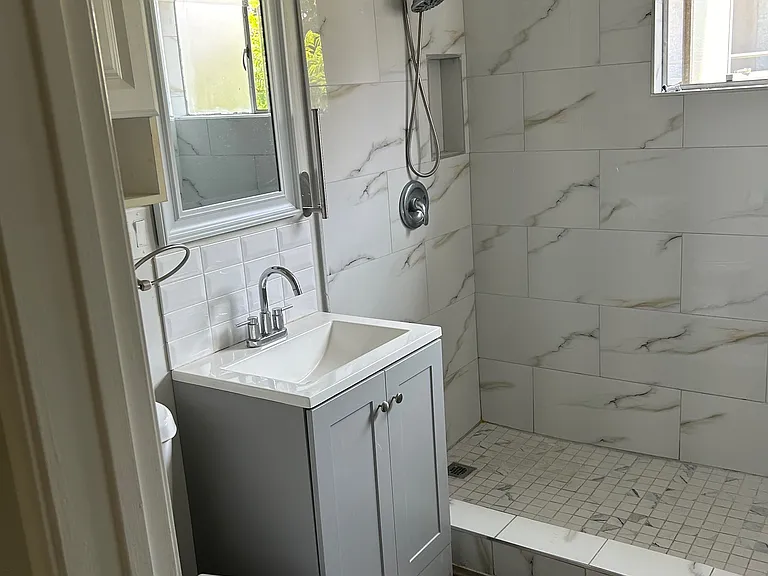 305 W Loraine St #C — Photo 6