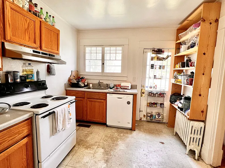 1901 Jefferson Park Ave — Photo 12