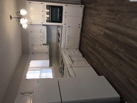 5th image of 321 Cumberland Dr
