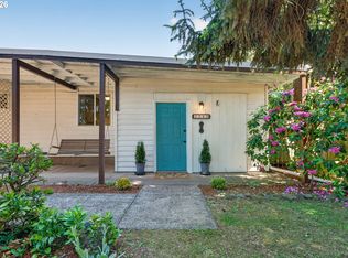 2245 Devos St, Eugene, OR 97402