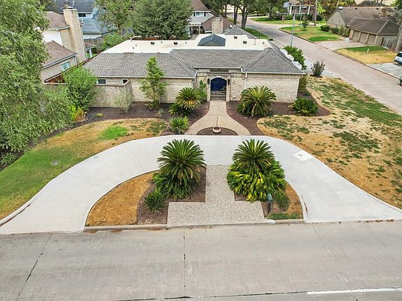5th image of 10602 Cypresswood Drive