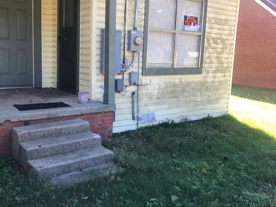 2nd image of 406 E Watson St