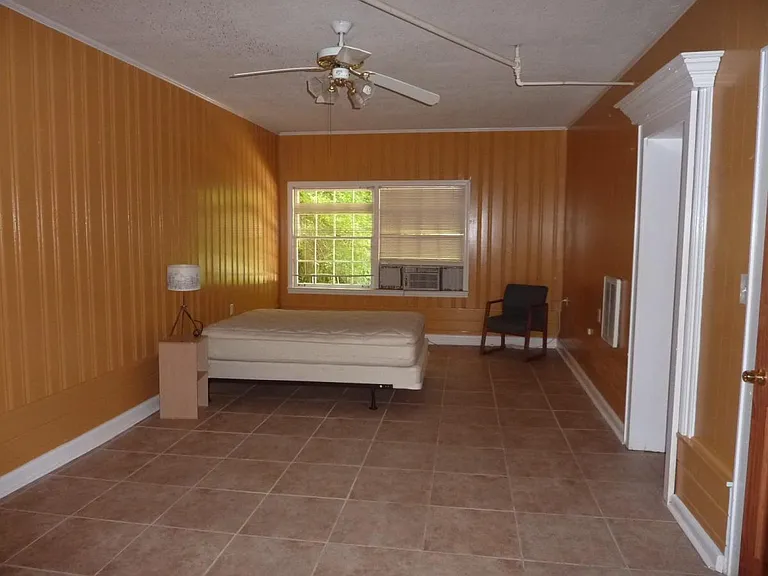 613 Densley Dr — Photo 21
