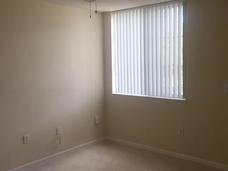 7912 Sonoma Springs Cir #107 — Photo 26