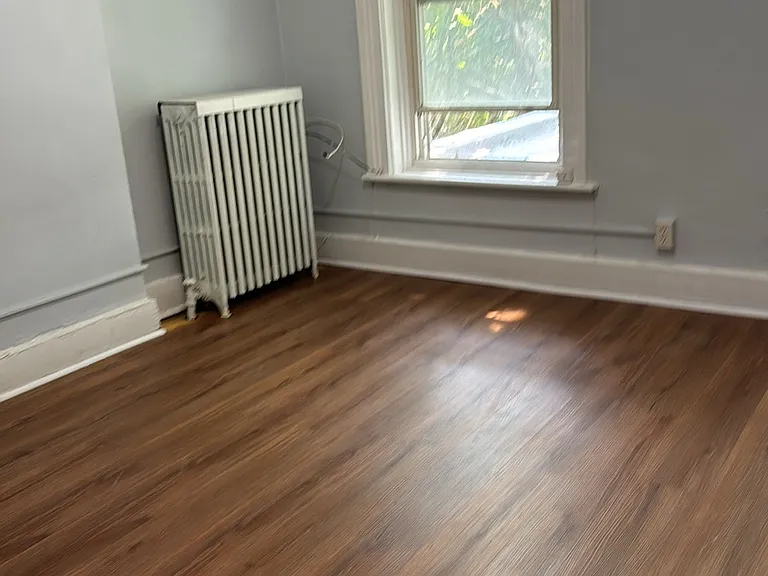 324 Hudson Ave #3 — Photo 14